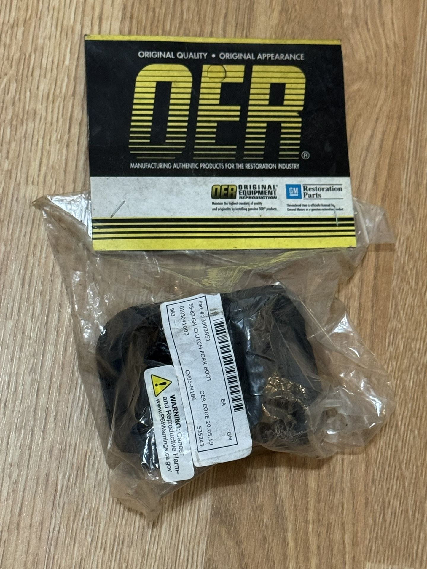 $10 1955-87 GM CLUTCH FORK BOOT