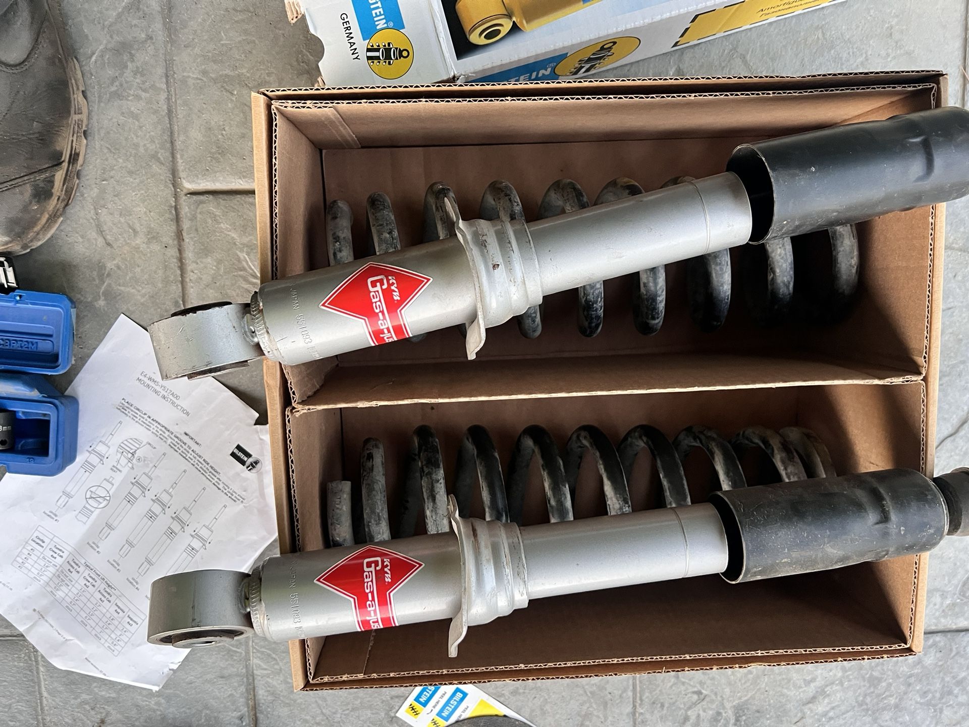 Toyota Shocks/springs
