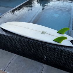 5’5 Rubber soul fish surfboard 