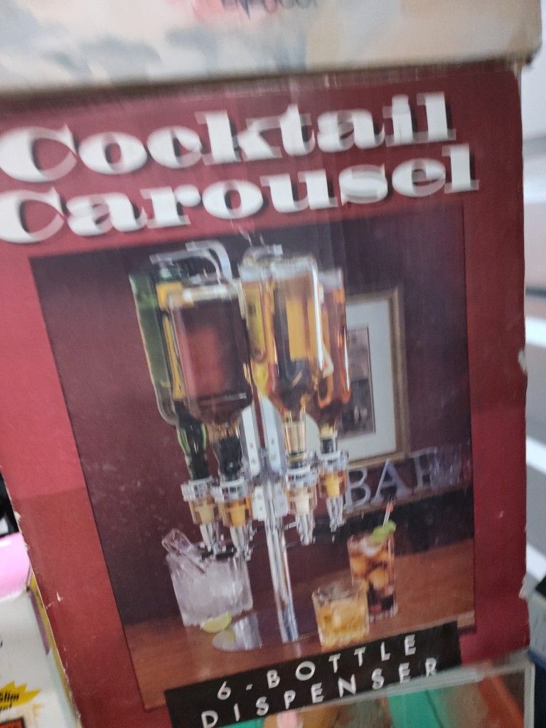 Cocktail Courousell 6bottle Dispenser
