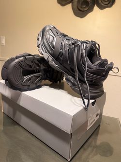 BALENCIAGA size 11 brand new never used