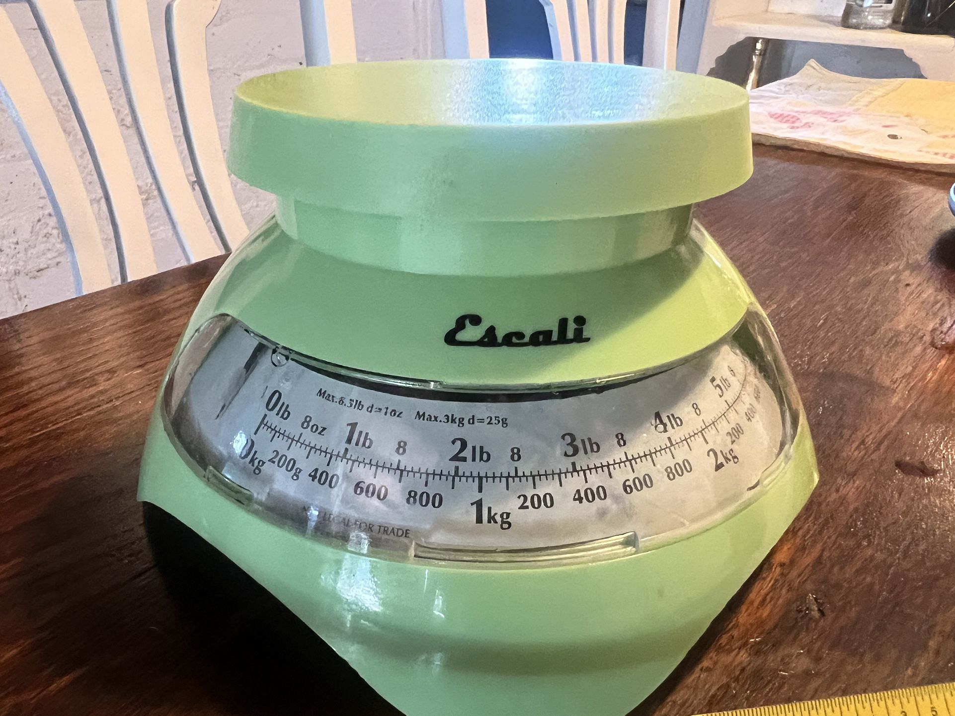Pistacho Green Kitchen scale