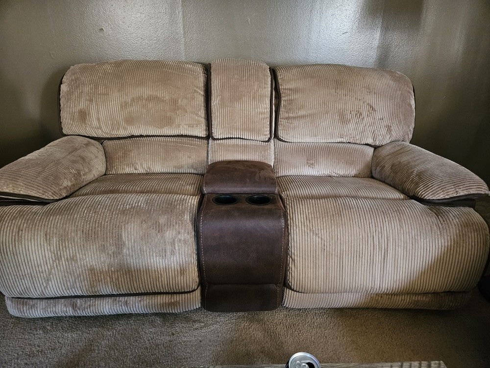 Like New Loveseat