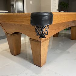 Pool Table ( Free Delivery & Set Up ) 