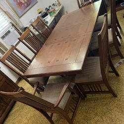 8 Seater Dining Room Table 