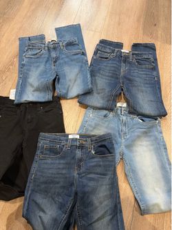 Boys Levi’s jeans, size 12 ( 5 pairs)