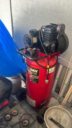 Husky. Air Compressor