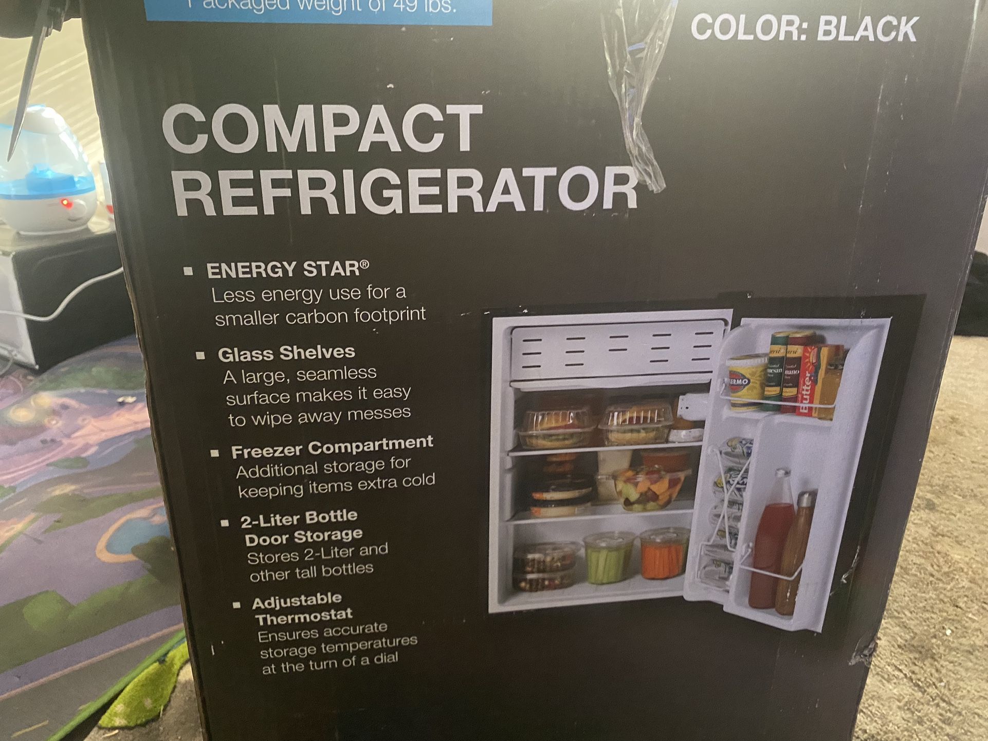 Mini Refrigerator With Freezer 