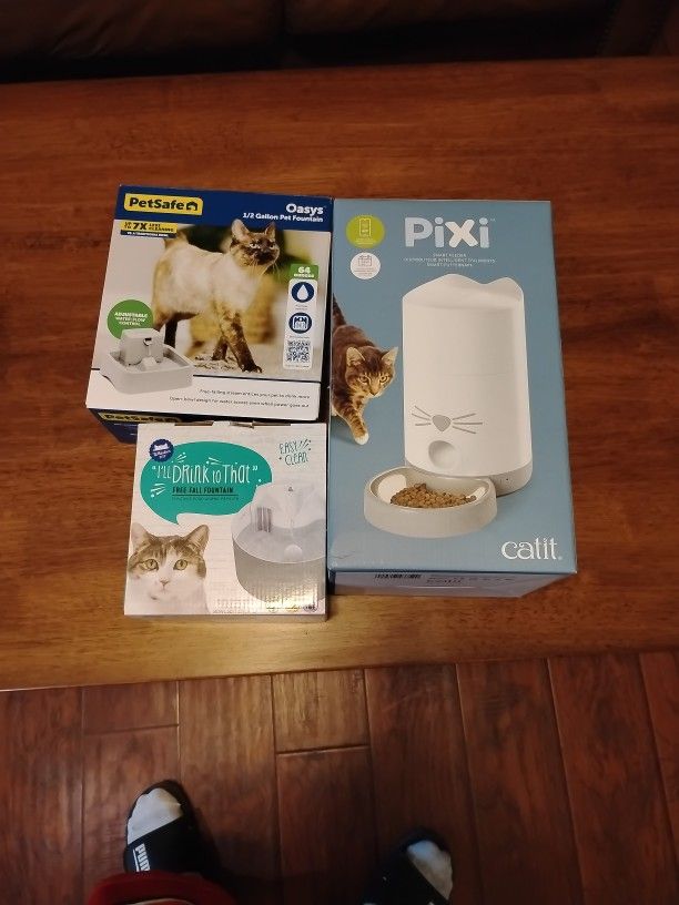 Cat Smart Feeder And Water Fountains