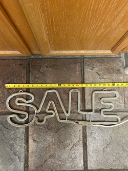 BEAUTIFUL SALE SIGNS 25x7 VIVID RED