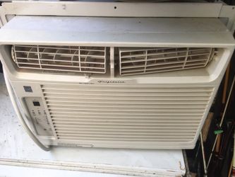 AC Air Conditioner 12,000 BTU Kent