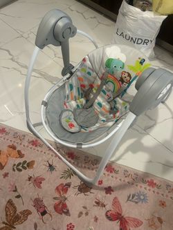 Infant Baby Swing with Safety Harness – Good Condition