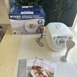 Tiger 5.5-Cup Micom Rice Cooker and Warmer( used like new)