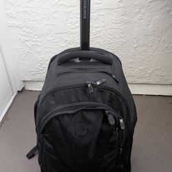 Victorinox - 2 Wheel Traveler + Small Duffle