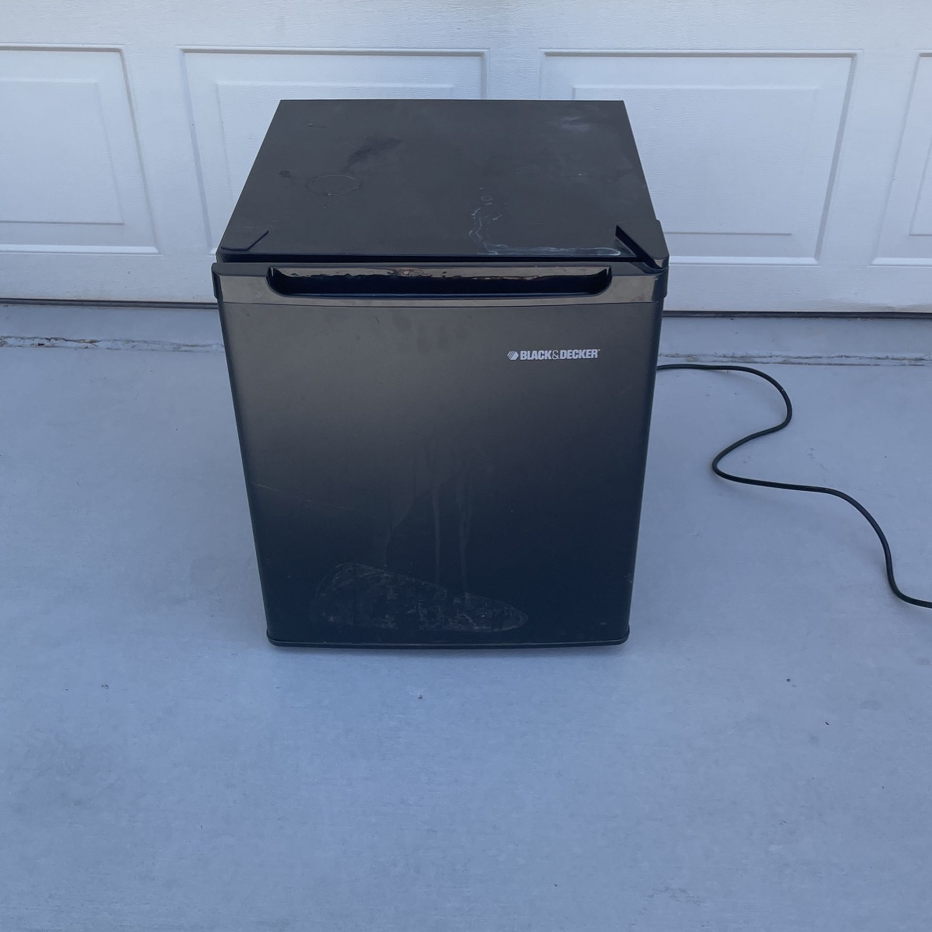 Free Small Fridge for Sale in Las Vegas, NV OfferUp