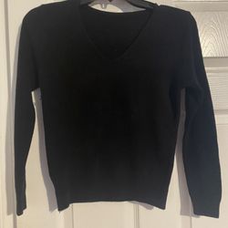 Gorgeous Black Sweater