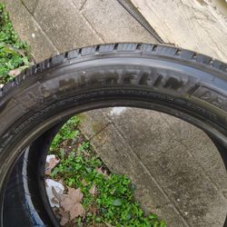 Michelin Defender 285/45R22