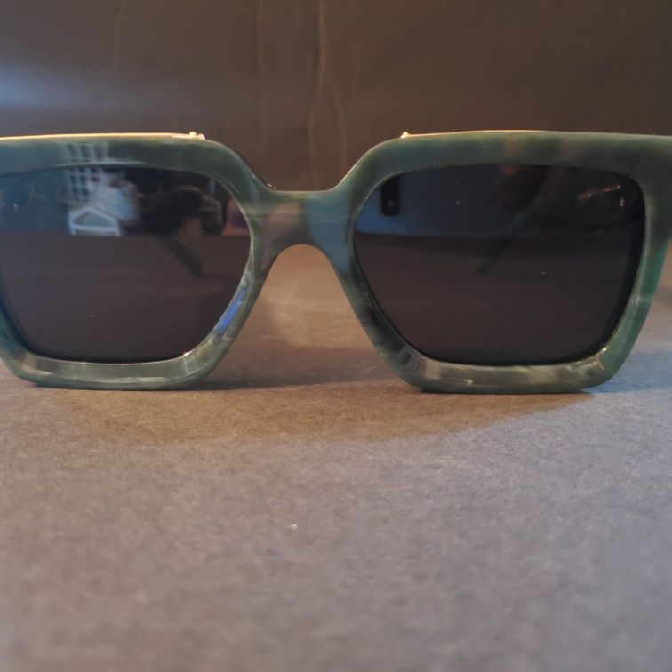 LOUIS VUITTON Acetate 1.1 Millionaires Z1167W Sunglasses Green Marble  356565