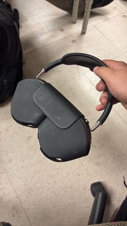 Headphone pro max generation one