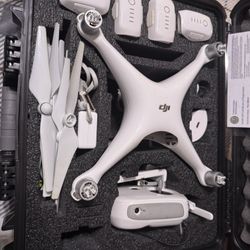 DJI Phantom 4 Drone 