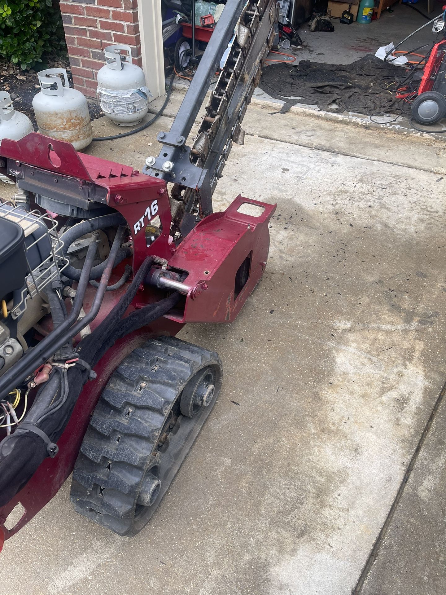 Ditch Witch Tracked Trencher