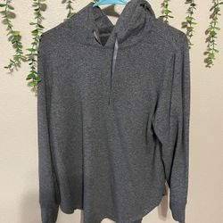 Lightweight Pullover