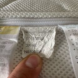 Newton Baby Mattress No stains Good