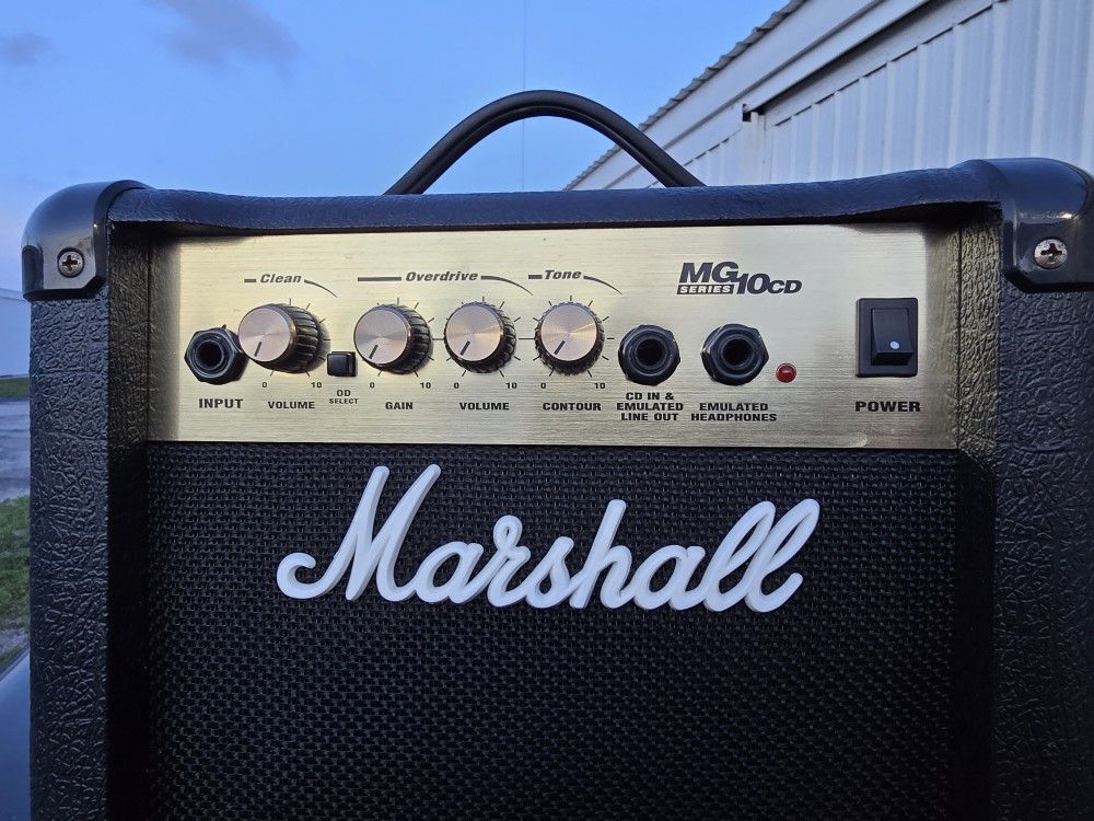 Marshall MG Series 10 CD Guitar Amp