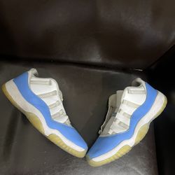 Jordan 11 Low University Blue 