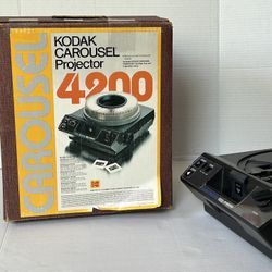 Kodak Carousel 4200 Slide Projector w/Lens, 140-Slide Tray ORIGINAL BOX, Tested