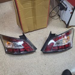 2012 - 2014 Nissan Maxima Tail Lights 