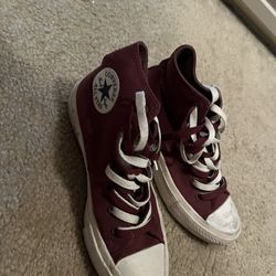 Converse High Top Women’s Size 7