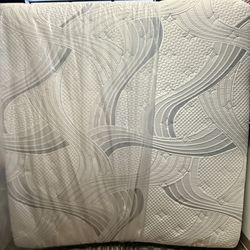 Novaform 14” ComfortGrande Advanced Gel Memory Foam Mattress - King Size