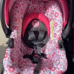 Clean Minnie Baby Carseat with Base