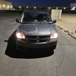 2013 Dodge Caravan Minivan 