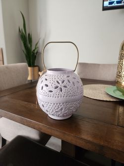 White Metal Candle Tealight Globe Holder