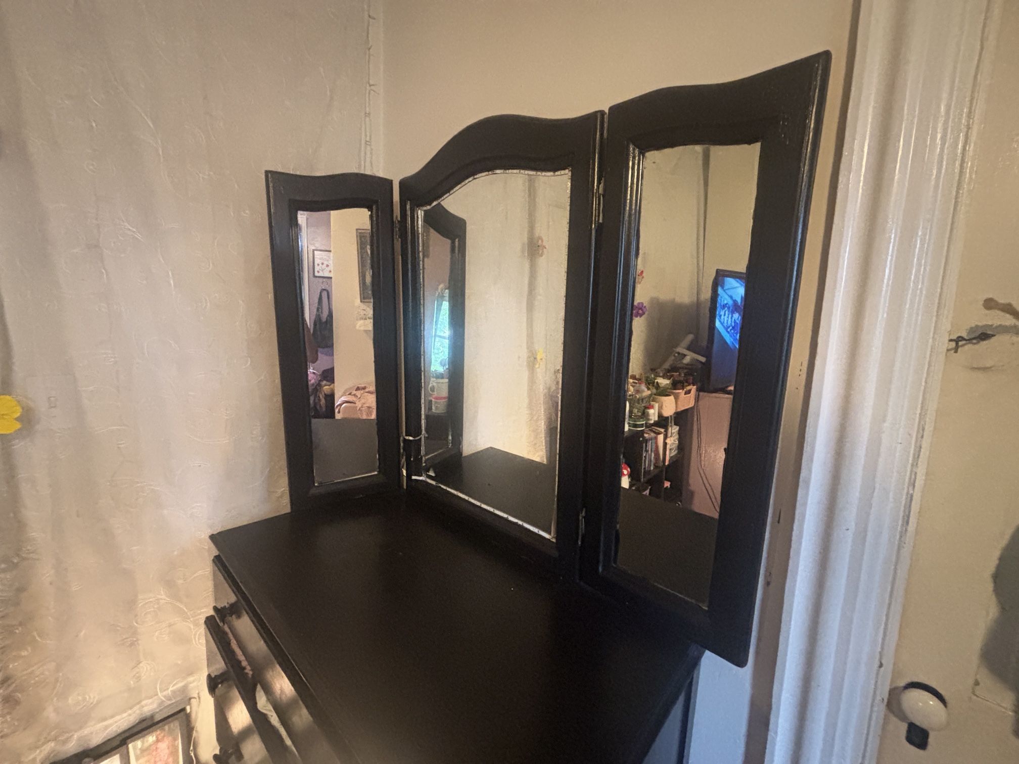 Dresser Vanity