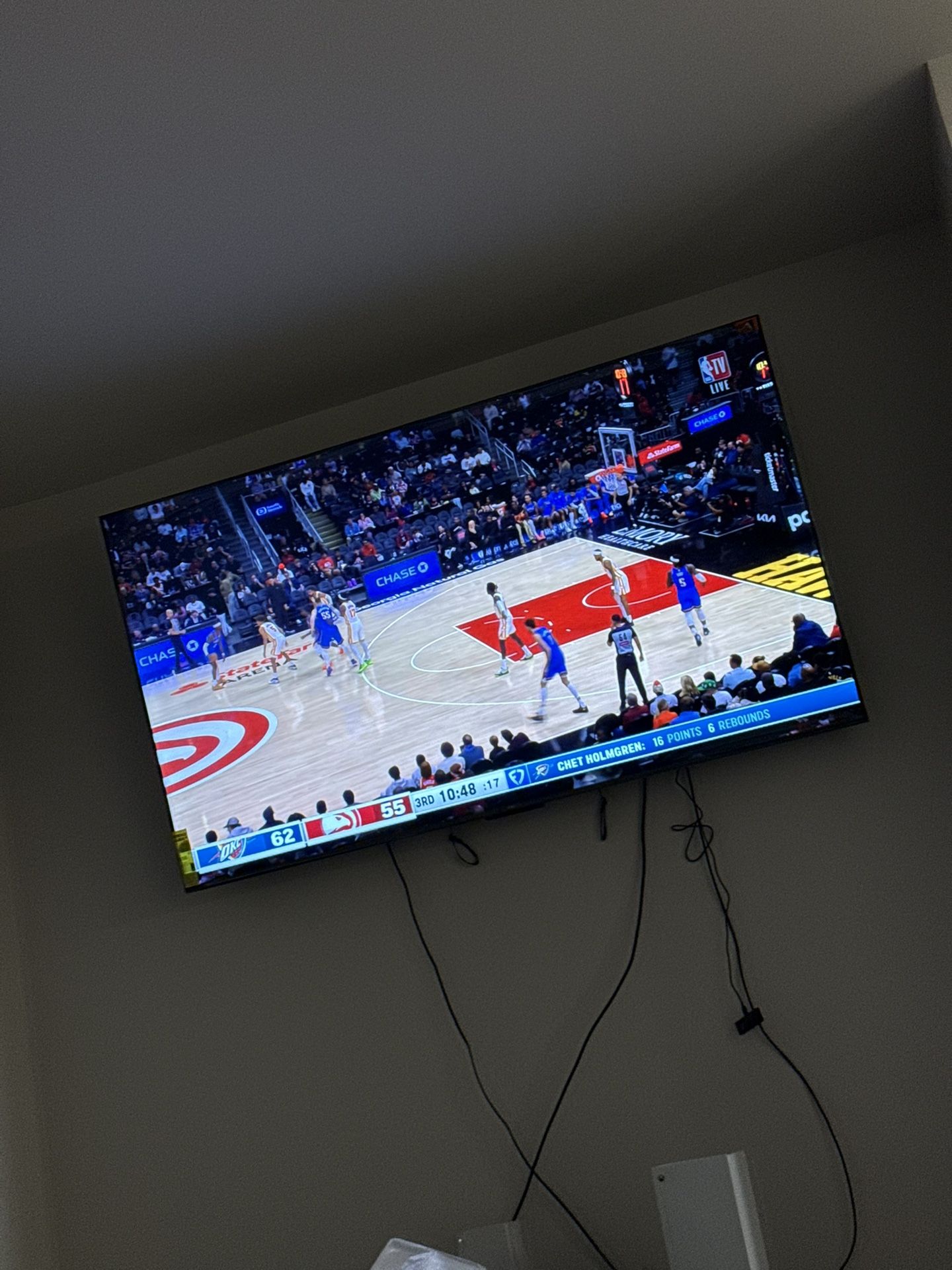 TCL 75’ Crystal UHD Tv