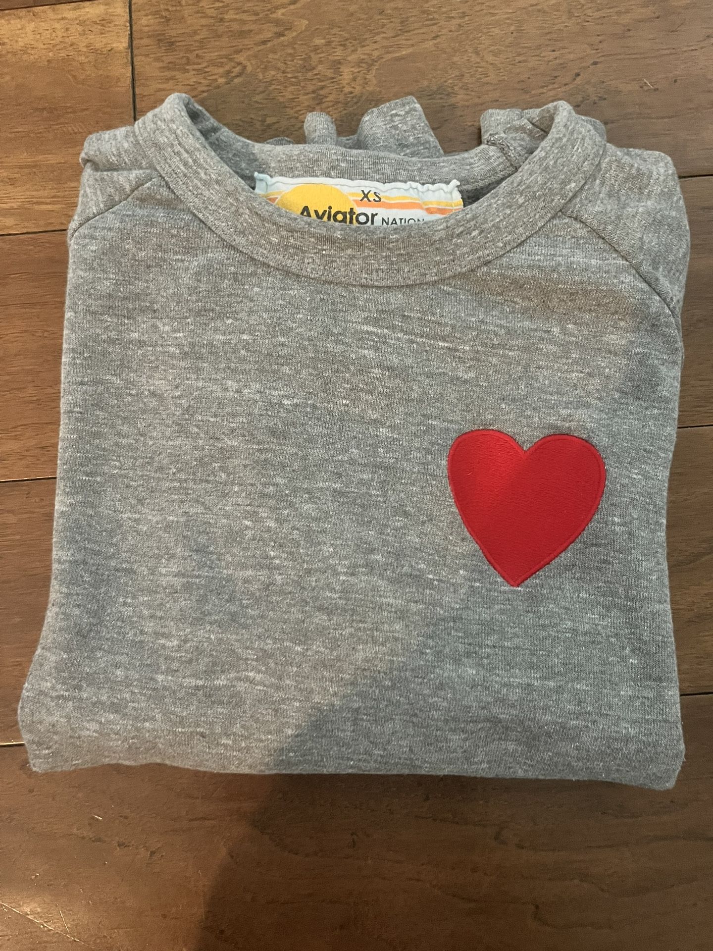 HEART STITCH RELAXED CREW SWEATSHIRT