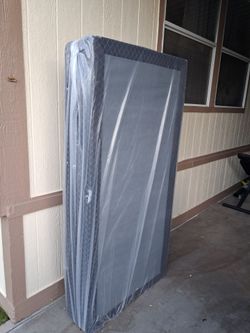 Twin  box  spring  only