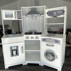 Corner Play Kitchen for Kids, Wooden Pretend Toy Kitchen