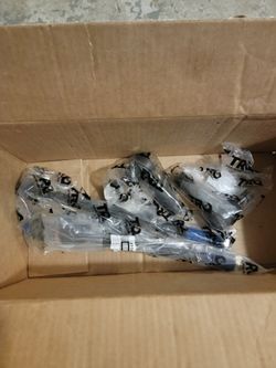 BRAND NEW INNER AND OUTER TIRE ROD KIT!!! FOR TOYOTA COROLLA 2014-2018