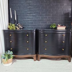 XL SET OF NIGHTSTANDS 