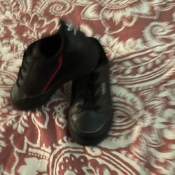 Boy’s Shoes #8&9c