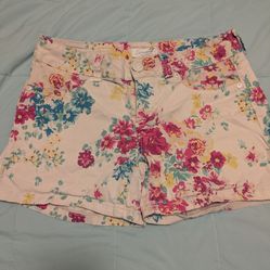 Floral Print Two Pocket Shorts Size 12
