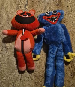 Poppy Playtime bearhug and huggy Wuggy lot