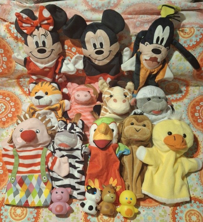 HAND & FINGER PUPPETS