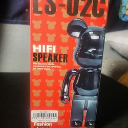 LS02 Speaker Metalic Violent Bear Bluetooth HIFI
LS02 Speaker