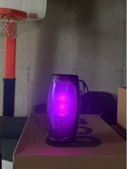Wireless Bluetooth speaker