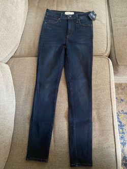 Abercrombie & Fitch Dark Wash Skinny Jeans